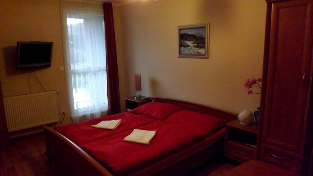 Guest House Penzión Fortuna Tvrdosin Zimmer foto